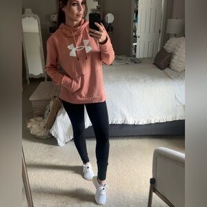 Under Armour Women's peach Pink Pullover Hoodie